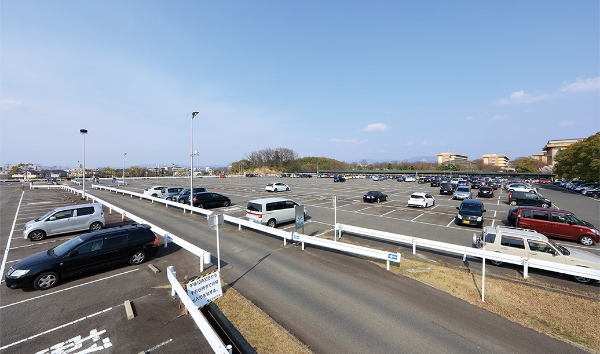 日進キャンパスは学生の車通学OK!