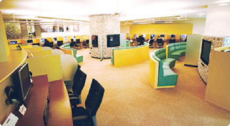 視聴覚学習センター（AVセンター）風景